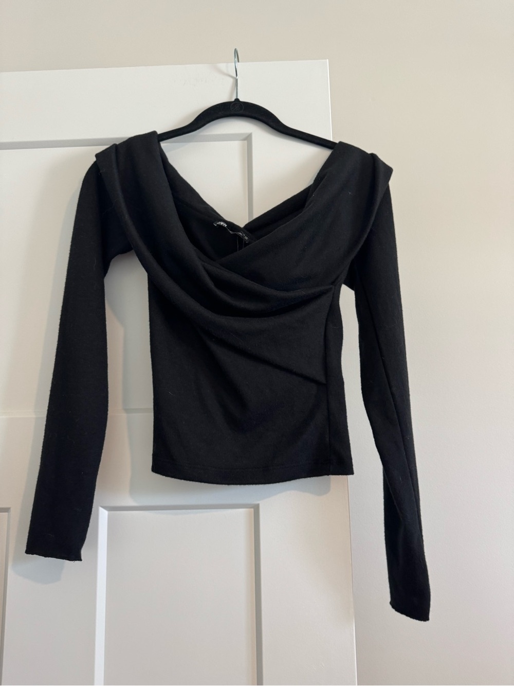Zara Black Off-the-Shoulder Draped Long-Sleeve Sweater